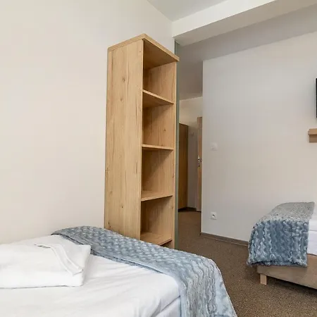 Roza Sudetow Couette-café 3*